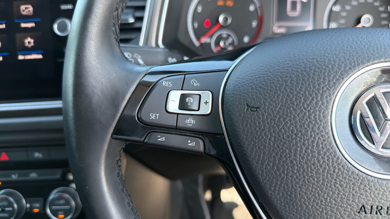 Volkswagen T-Roc 1.0 TSI Design 5dr Petrol Hatchback